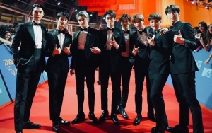NCT 127 Pakai Sarung, Digoda Bak Orang Jumatan Hingga Baru Dikhitan