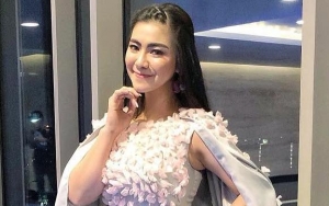 Sering Ziarah Bareng Pacar, Felicya Angelista Ngaku Didatangi Mendiang Mantan Sebelum Dilamar