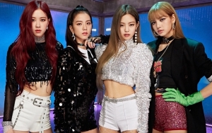 Foto Imut Jennie Bareng Kucing Lisa Dapat Komentar Begini dari Rose dan Jisoo