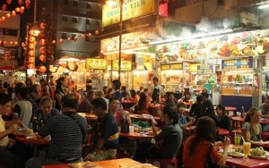 Dingin-dingin Paling Enak Isi Perut Dengan Wisata Kuliner Malam