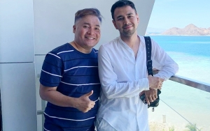 Aksi Raffi Ahmad Kompak Telanjang Dada Bareng Merry di Jalanan Tokyo Sukses Bikin Heboh