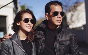 Gista Putri Istri Menpar Wishnutama Tampil Cantik Natural Saat Muncul Perdana Usai Melahirkan 