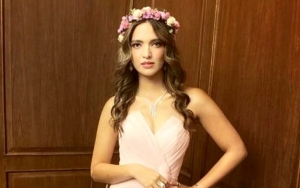 Usai Tak Bisa Kupas Salak, Nia Ramadhani Kembali Jadi Trending Karena Setrika Baju Sendiri