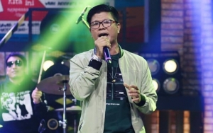 Model Ini Pamer Video Andika ‘Babang Tamvan’ Seranjang Bareng Tanpa Busana Demi Konten YouTube