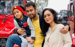 Foto Rafathar Putra Raffi Ahmad Ketiduran di Perayaan Ultah Bos ANTV Malah Bikin Fans Melow, Kenapa?