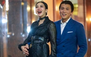 Syahrini Dicakar Emak-Emak Hingga Kulit Terkelupas, Reaksinya Mengejutkan