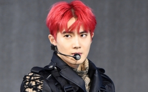 Suho Cengengesan Tak Percaya Dilempar iPhone 11 Saat Konser EXO di Malaysia
