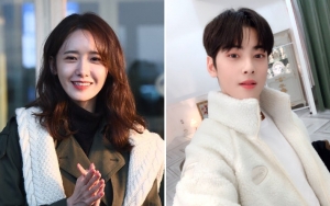 Yoona dan Cha Eunwoo Tertangkap Kamera Saling Tatap Mata