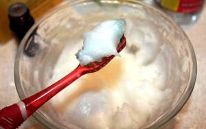 Pasta Soda Kue, Cara Mudah Atasi Nyeri Akibat Gigi Bungsu Tumbuh