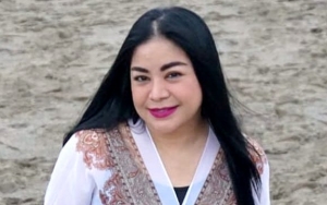 Annisa Bahar Kabarkan Sang Ibunda Dirawat di Ruang ICU dan Minta Doa, Sakit Apa?