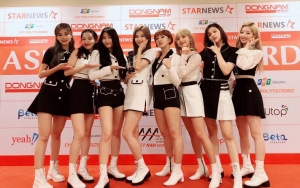 Twice Curhat Susahnya Hadapi Tingkah Memuakkan Sasaeng di Siaran V Live