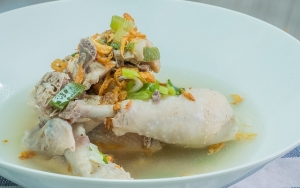 Ayam Budu-budu Khas Makassar, Sup Segar Yang Dapat Menghangatkan Suasana