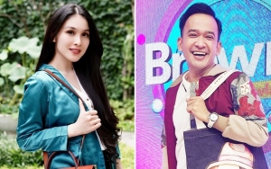  Intip 7 Liburan Natal Artis Paling Beda, Ada Yang Kumpul Calon Mertua Lho!