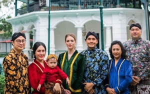 Randy Pangalila dan Chelsey Frank
