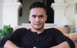  Klarifikasi Randy Pangalila Usai Dihujat Terkait 5 Anjing Dalam Kandang Kecil Di Rumahnya