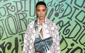 Kim Kardashian Beli Jaket Legendaris Michael Jackson untuk Hadiah Natal, Harganya Hampir 1 Miliar
