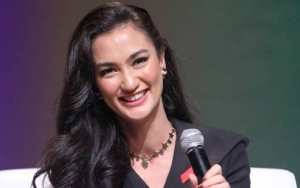 Sempat Irit Bicara, Atiqah Hasiholan Akhirnya Pamer Kebebasan Ratna Sarumpaet di Instagram
