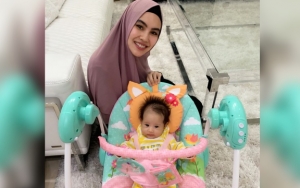 Ekspresi Malu-malu Kucing Anak Kartika Putri, Ternyata Sudah Punya Pasangan Ta'aruf Sejak Dini?