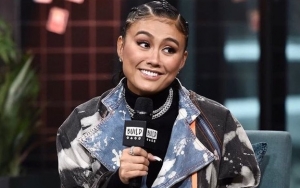 Agnez Mo Menawan Pakai Baju Adat Ala Gadis Bali, Wajah Imut Bak Vampir Hingga Kulit Eksotis Dipuji