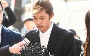 Grup Chat Mesum Jung Joon Young Terungkap
