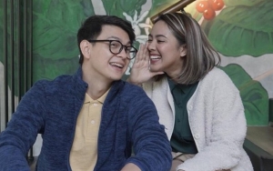 Marcell Darwin dan Nabila Faisal