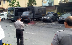 Teror Bom Bunuh Diri di Polrestabes Medan