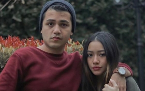  Rizky Alatas dan Adzana Dikaruniai Anak Pertama, Ekspresi Bayi Melet Pasca Dilahirkan Bikin Gemas