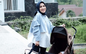 Medina Zein Minta Maaf Atas Kasus Narkoba, Gaya Cetar Sumringah Tuai Sindiran