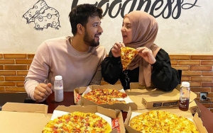 Ammar Zoni Dicium Mesra Irish Bella di Tengah Saju, Bongkar Rahasia Selalu Bahagia