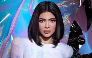 Kylie Jenner Kena Kritik Gara-Gara Tampil dengan Rambut Kepang