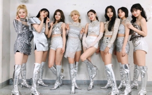 Penyebaran Informasi Penerbangan Twice Berbuntut Stalker Cari Nayeon, JYP Ambil Langkah Tegas