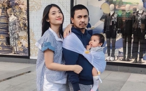Istri Raditya Dika Muntah-Muntah Saat Liburan Hingga Disebut Hamil, Ini Faktanya