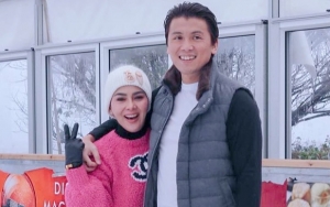 Syahrini Digoda Belum Akur dengan Kakak Reino, Foto Mertua di Emperan Tuai Sindiran
