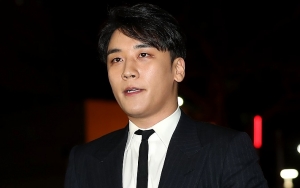 Surat Penahanan Ditolak, Senyum Misterius Seungri Pasca Sidang Jadi Sorotan