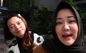 Risa Saraswati Melahirkan, Begini Reaksi Bahagia Riana Rizki Saat Bertemu Keponakan