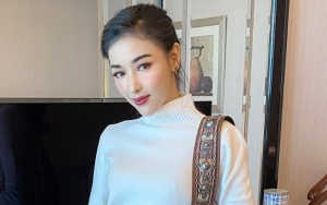 Siwi Widi Cantik Pamer Ketiak 'Basah-Basahan', Akui Hadiah Mahal Dibelikan Sosok Ini