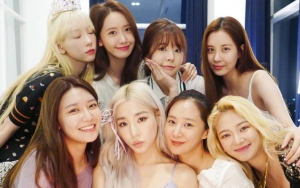 Tae Yeon Curhat Alami Masa Sulit, SNSD Ramai-Ramai Dukung di Konser Solo