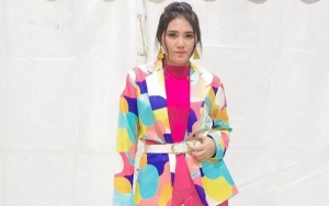 Via Vallen Ngaku Kemayu Saat Berpose Cantik Kenakan Hijab, Tuai Komentar Tak Setuju