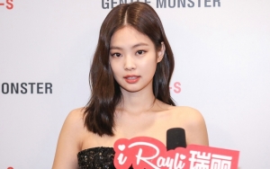 Pilates Ekstrem, Bodi Lentur dan Perut Kencang Jennie BLACKPINK Tuai Decak Kagum