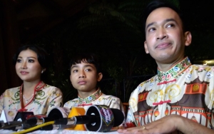 Betrand Peto Bahagia Imlek Perdana Bareng Keluarga Ruben Onsu, Antusias Pamer Angpao