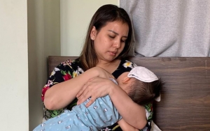 Marak Kabar tentang Virus Corona, Tya Ariestya Khawatirkan Sang Putra yang Demam Tinggi