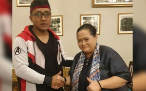 Teddy 'Labrak' Mbak You Soal Isu Peci Mistis Misterius, Muka Tegang Disindir Tutupi Kepanikan