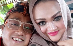 Lina Eks Sule Terbukti Meninggal Sakit Bukan Dibunuh, Teddy Sumringah Pamer Peci Baru Disorot