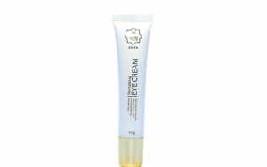 Gunakan Viva Queen Revitalizing Eye Cream Untuk Mengatasi Masalah di Bawah Area Mata