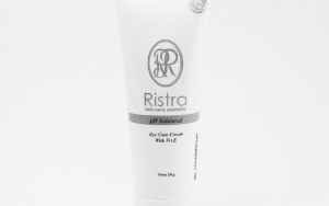 Ristra Eye Care Cream, Produk Krim Mata Murah yang Bisa Membuat Kulit Lebih Kencang