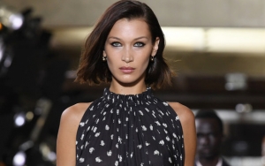 Bella Hadid Disebut Jadi Korban Pelecehan Seksual Bos Victoria's Secret