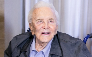 Aktor Veteran Kirk Douglas Ayah Michael Douglas Meninggal di Usia 103 Tahun