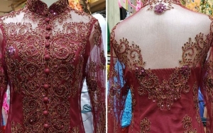 Wanita Gemuk Sebaiknya Tidak Memilih Kebaya dengan Banyak Payet atau Model Tumpuk