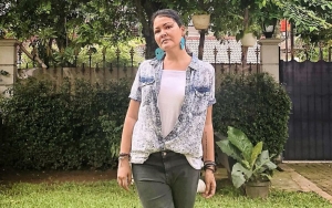 Melanie Subono Lakukan Penggalangan Dana Untuk WNI Di Hong Kong Yang Kekurangan Masker