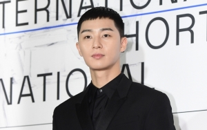 Oscar 2020: Park Seo Joon Ikut Rayakan 'Parasite' Menang Best Picture